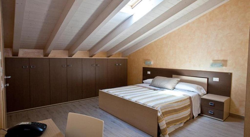 Affittacamere Borgo Roma Верона Экстерьер фото